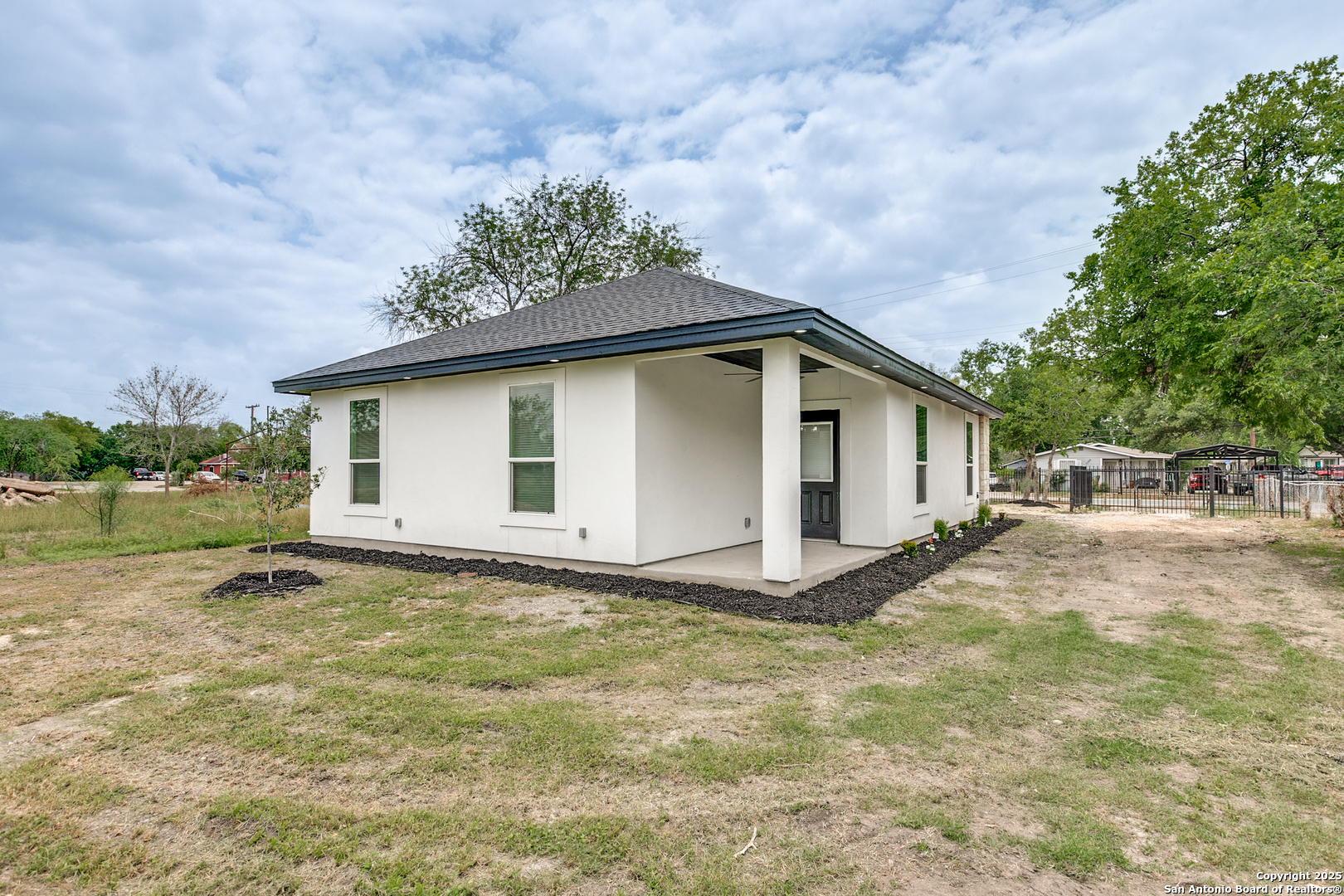 3367 Roland San Antonio TX 78210