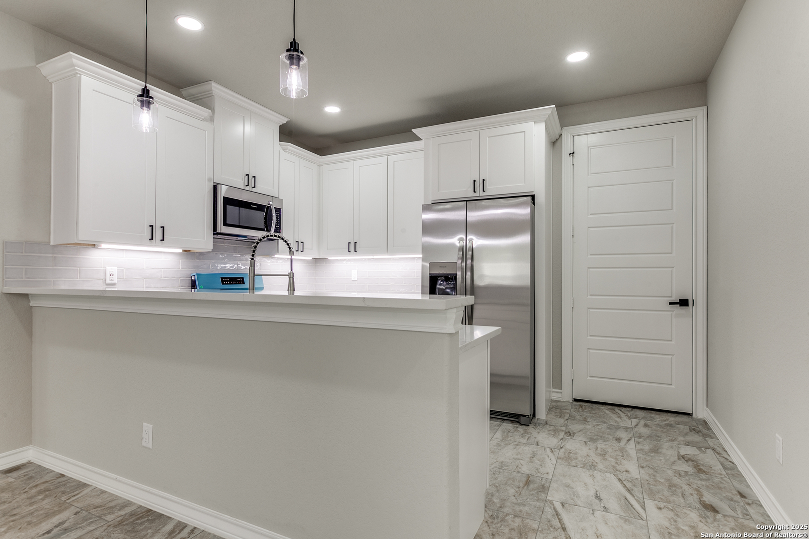 3367 Roland San Antonio TX 78210