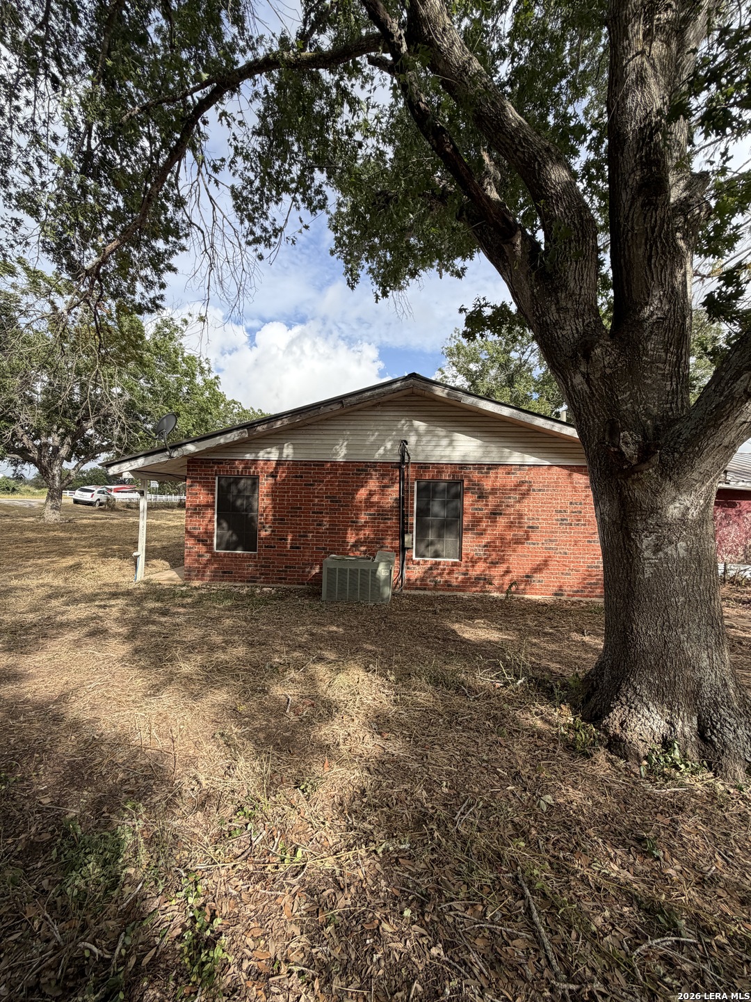 415 SE Main Street Stockdale TX 78160