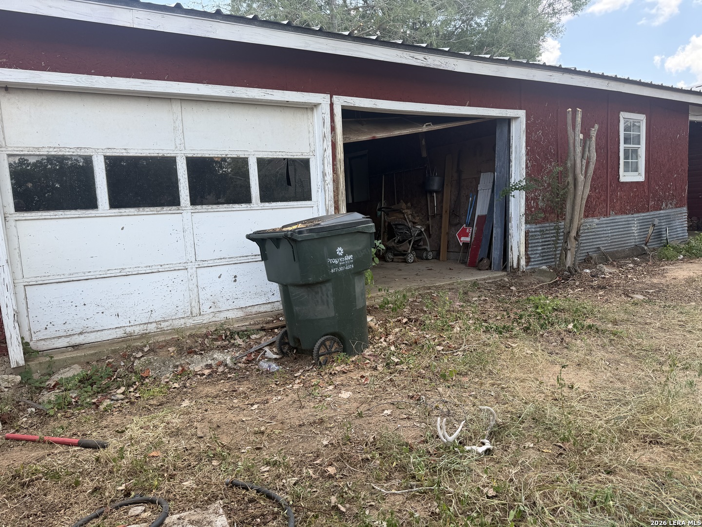 415 SE Main Street Stockdale TX 78160