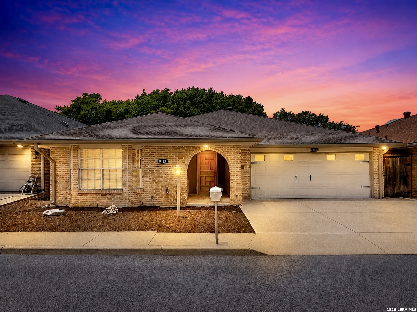 9113 Bonny Brook Windcrest TX 78239