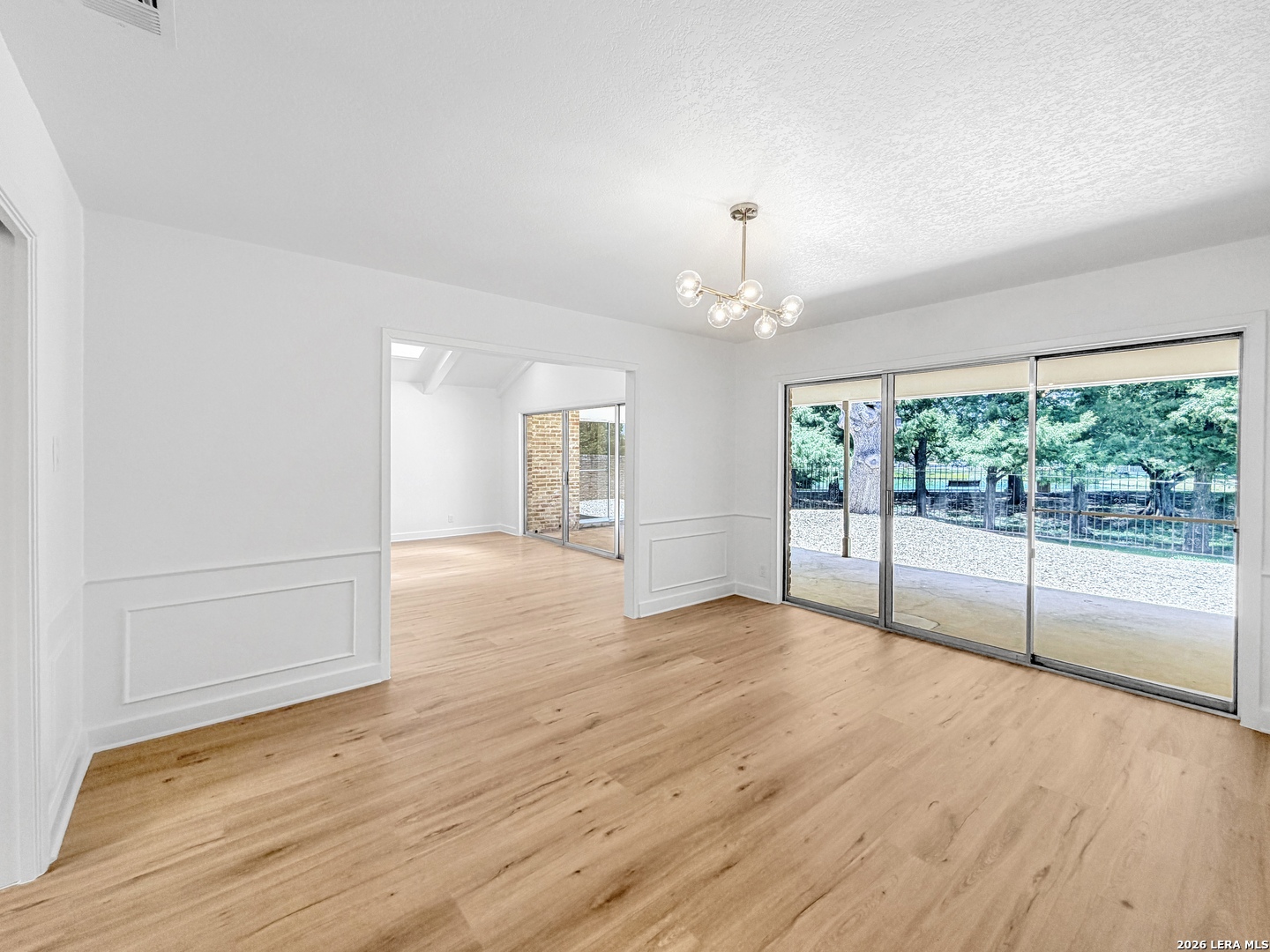 9113 Bonny Brook Windcrest TX 78239