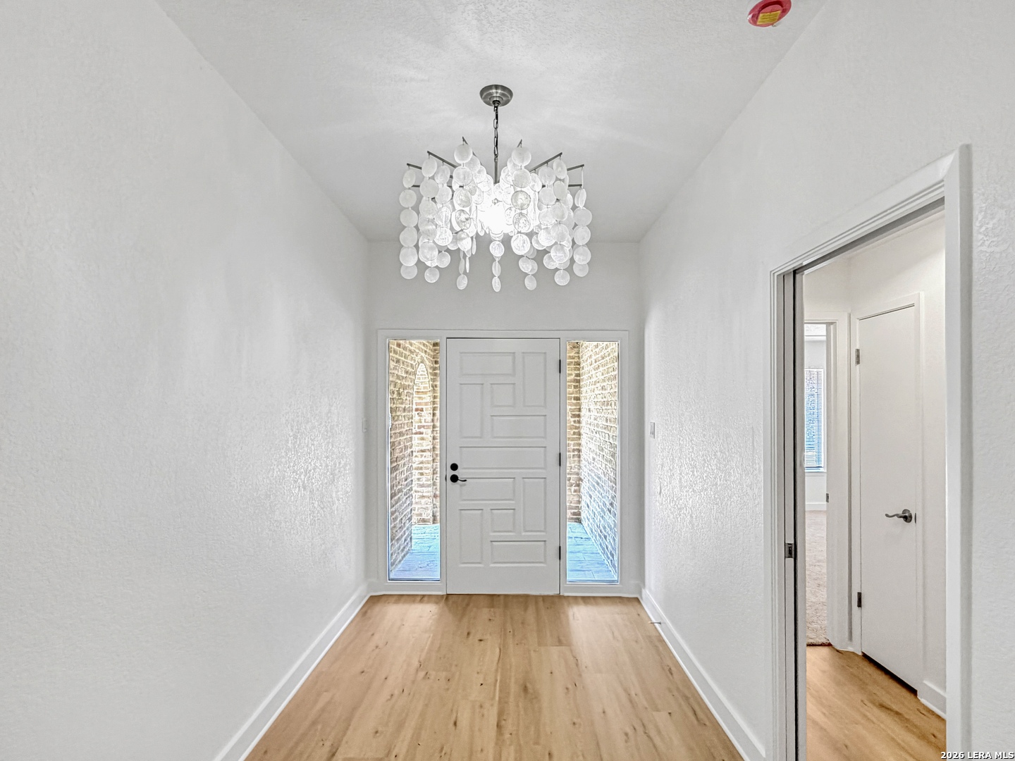 9113 Bonny Brook Windcrest TX 78239