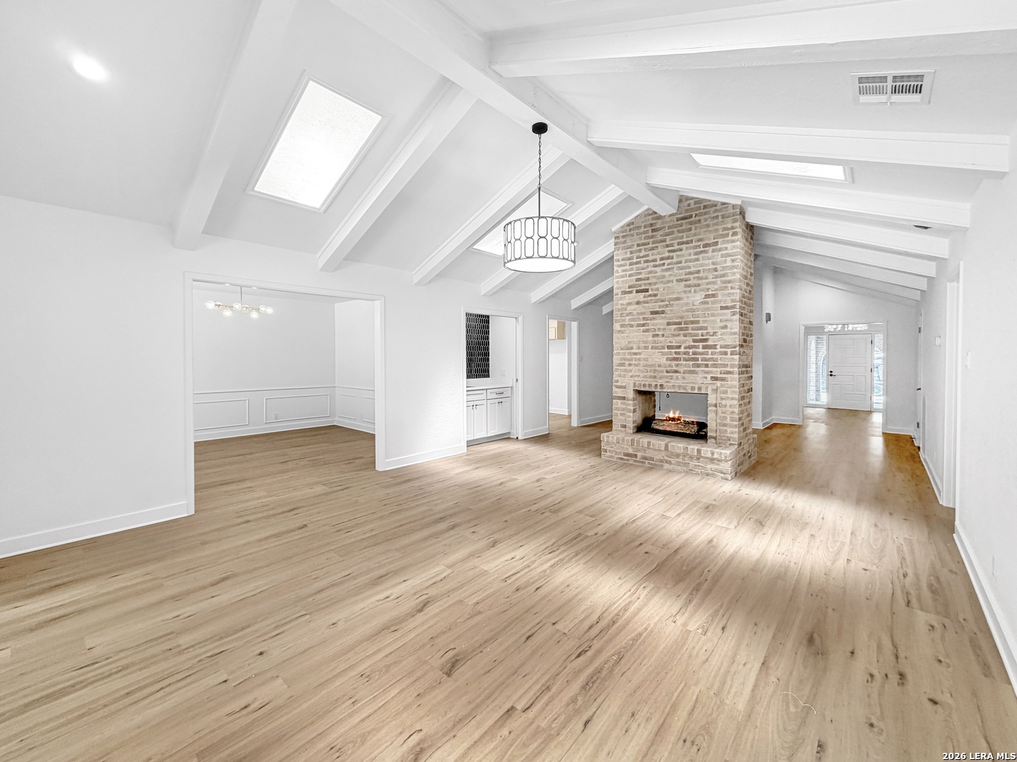 9113 Bonny Brook Windcrest TX 78239