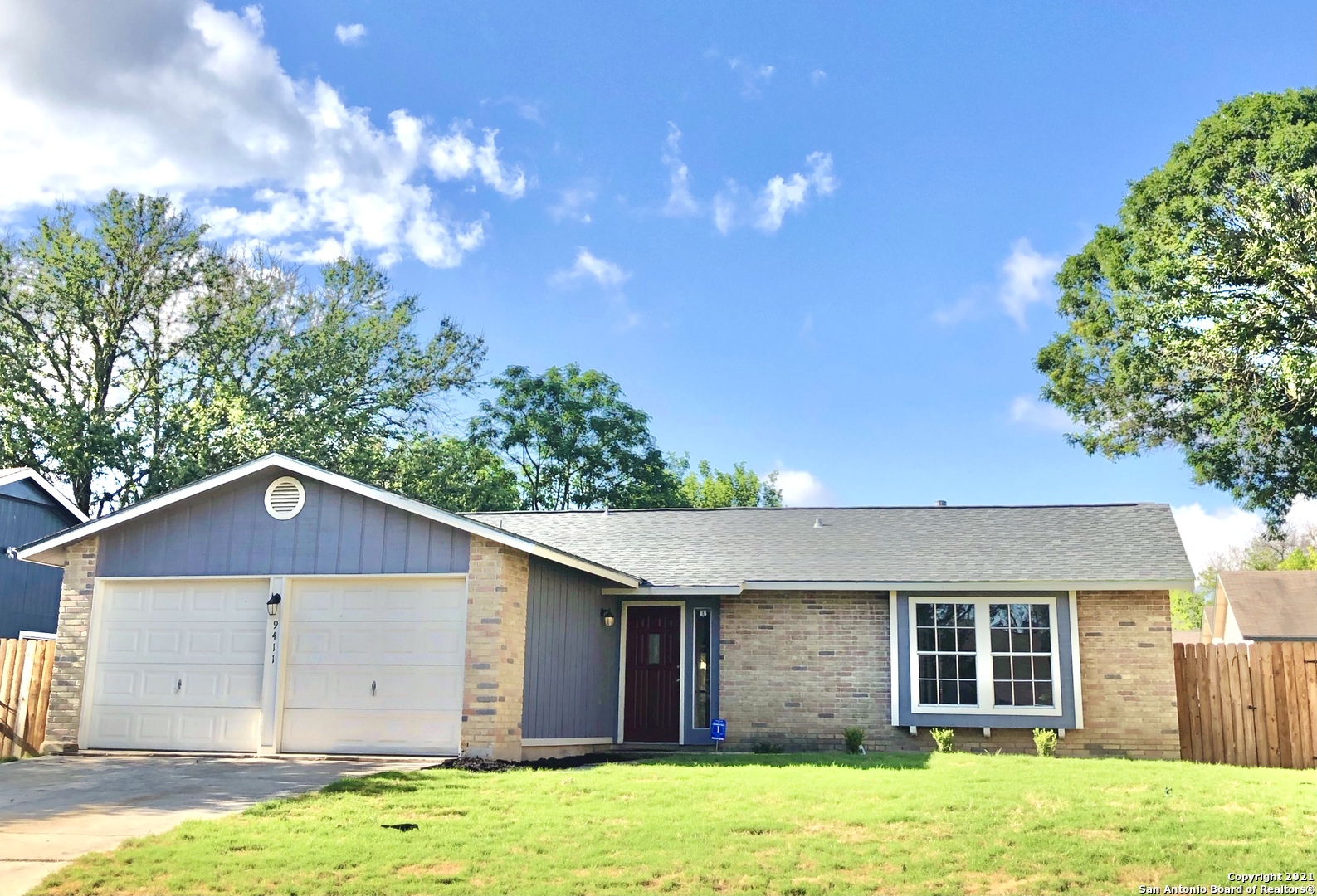 9411 Lands Point Street San Antonio TX 78250