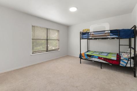 8015 Chestnut Bluff Drive Converse TX 78109
