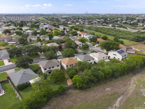 8015 Chestnut Bluff Drive Converse TX 78109