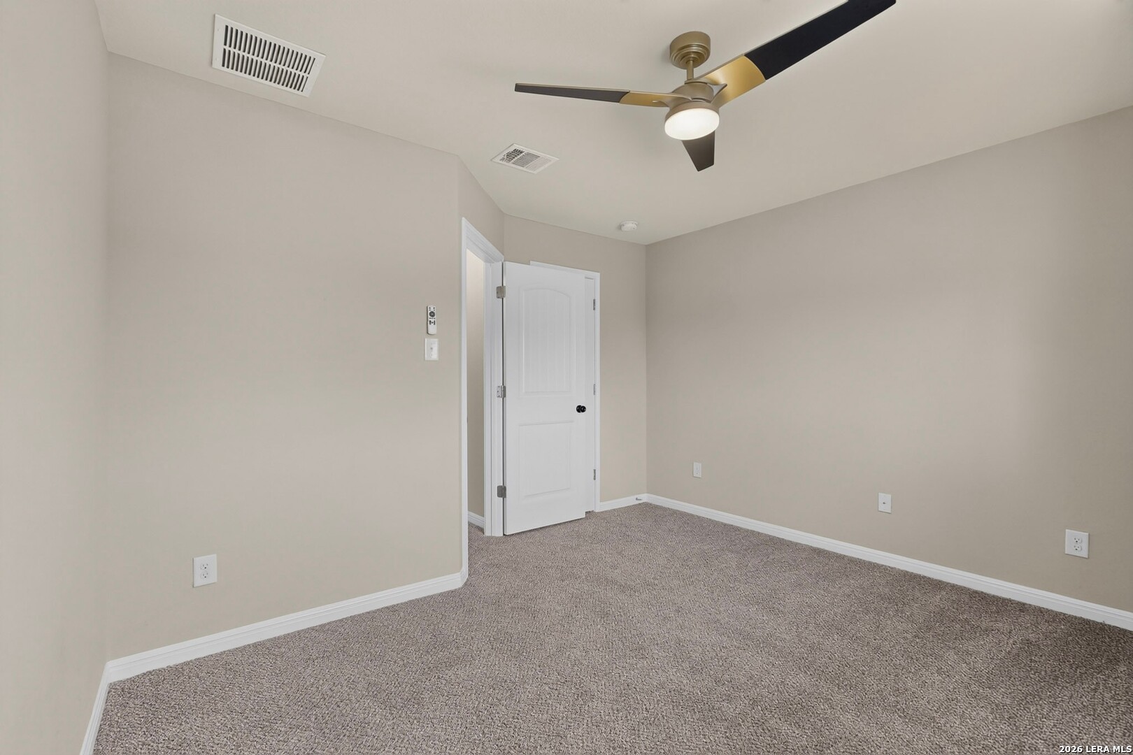 6906 Hanover Stone San Antonio TX 78244
