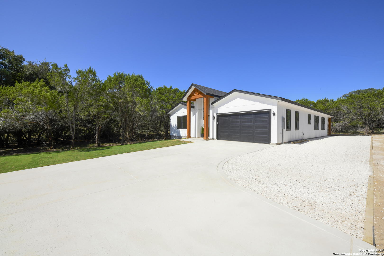 246 Mountain Creek Boerne TX 78006