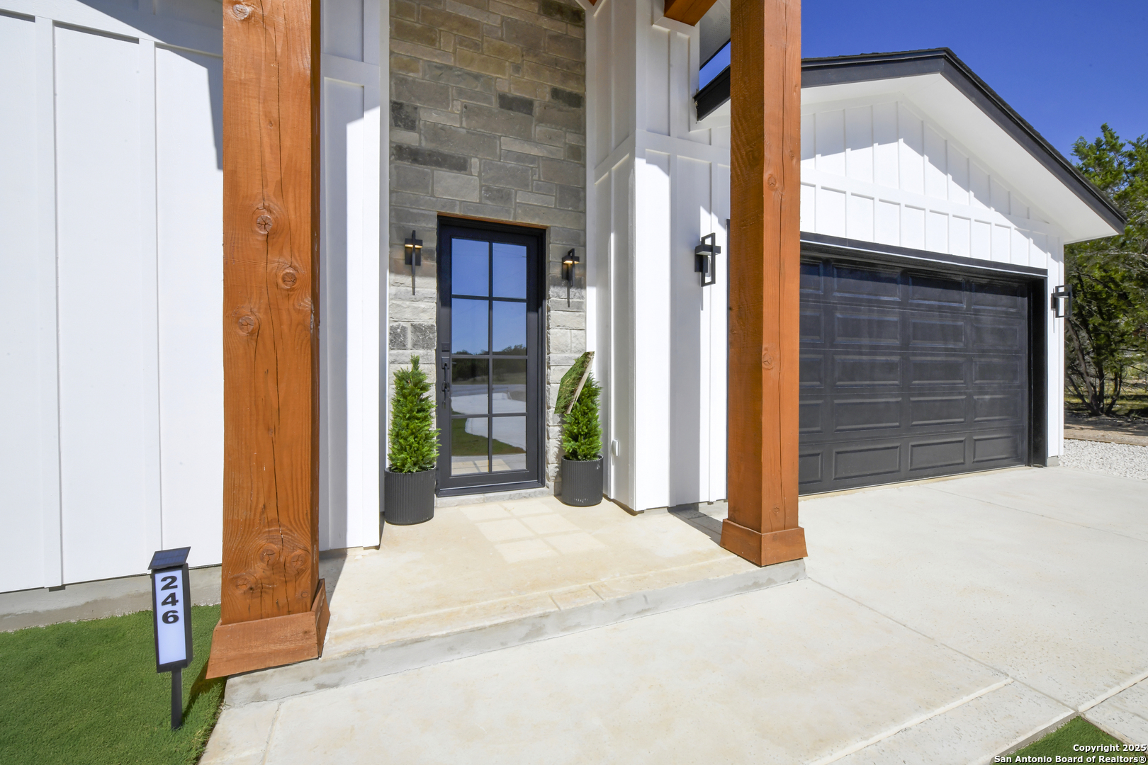 246 Mountain Creek Boerne TX 78006