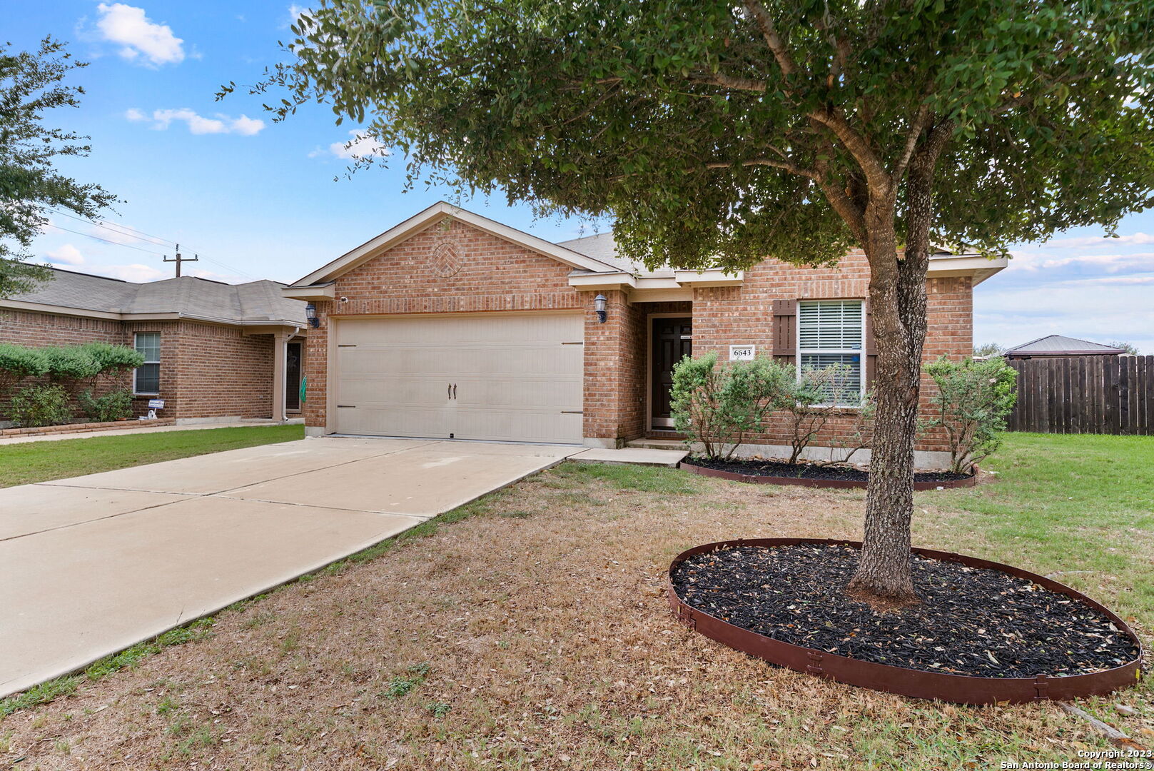 6643 Luckey Tree San Antonio TX 78252