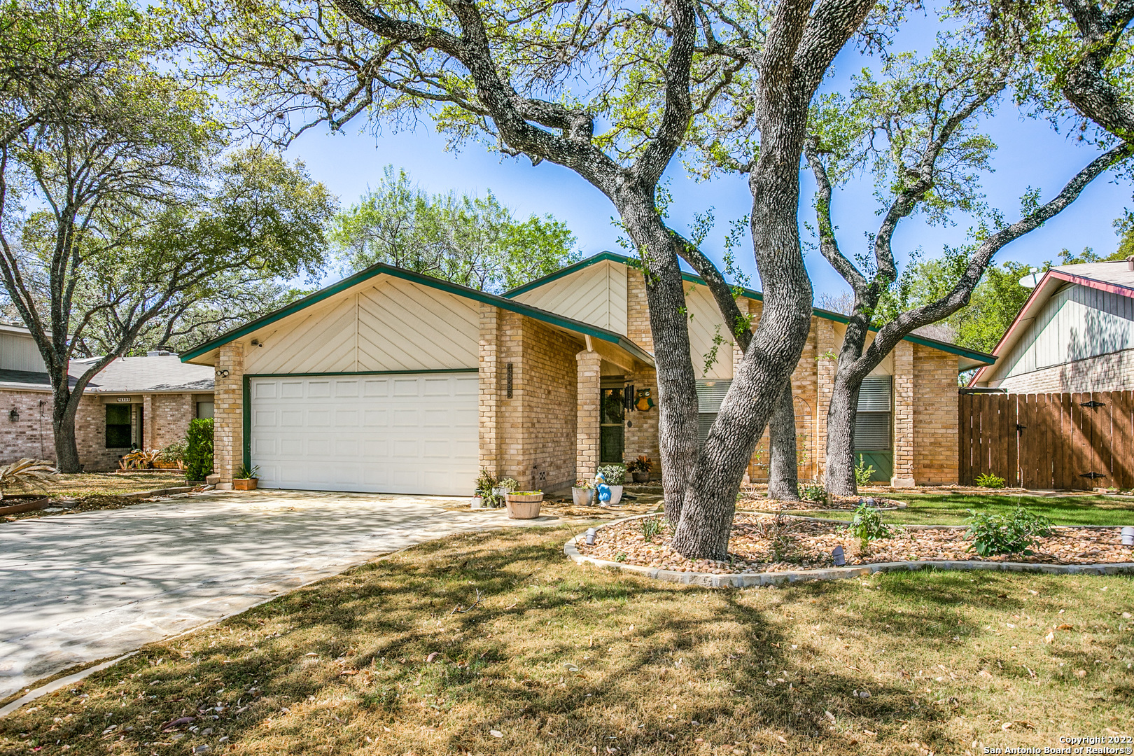 4335 Shavano Woods Street San Antonio TX 78249