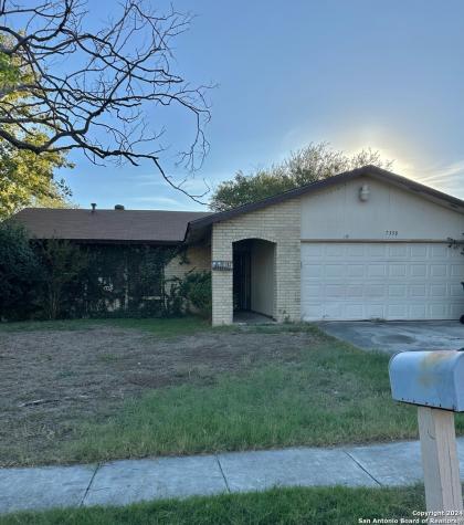 7350 Rubens San Antonio TX 78239