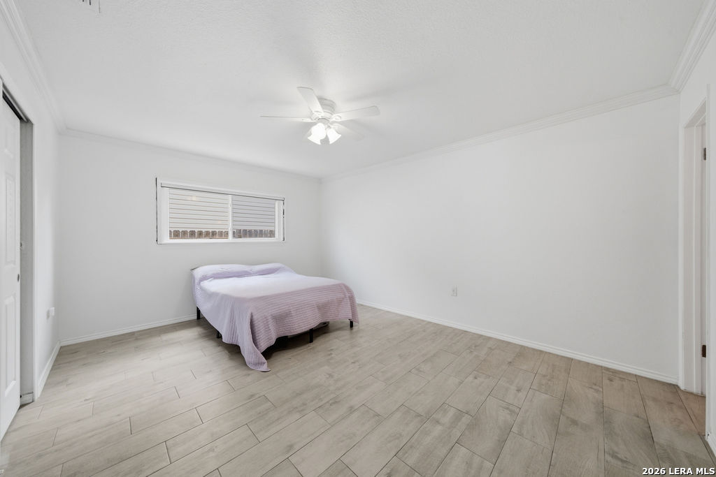 5930 Oak Run Street San Antonio TX 78247