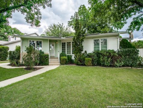 343 Robinhood Place San Antonio TX 78209
