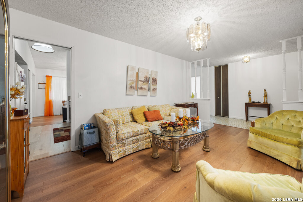 5111 El Capitan San Antonio TX 78233