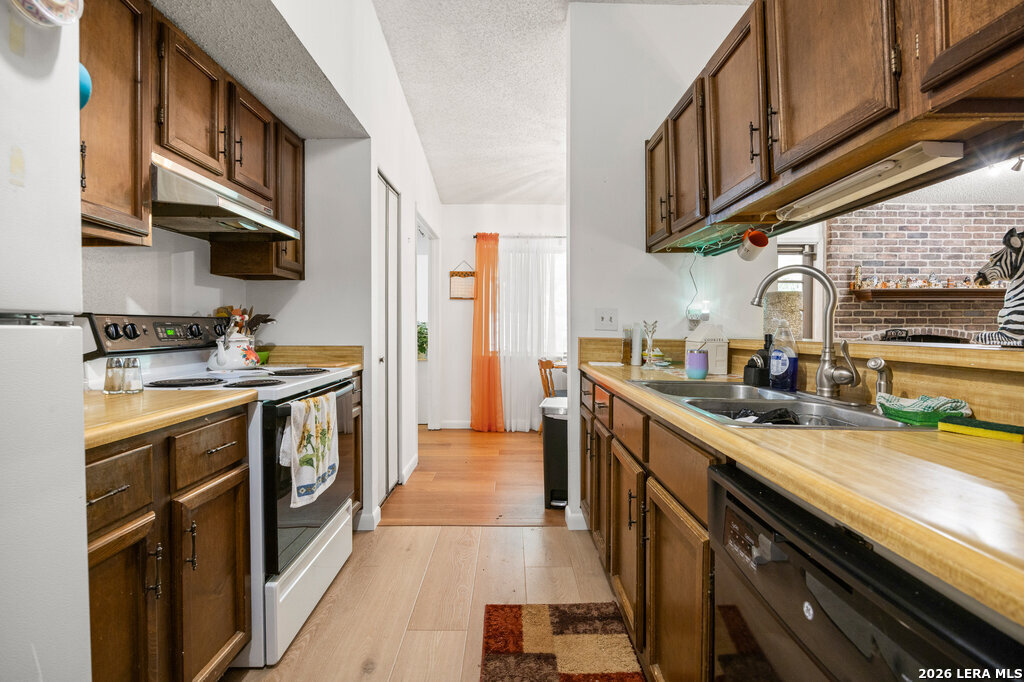 5111 El Capitan San Antonio TX 78233
