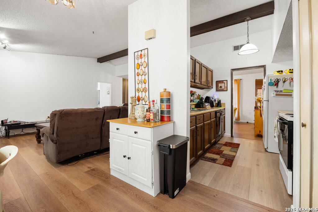 5111 El Capitan San Antonio TX 78233
