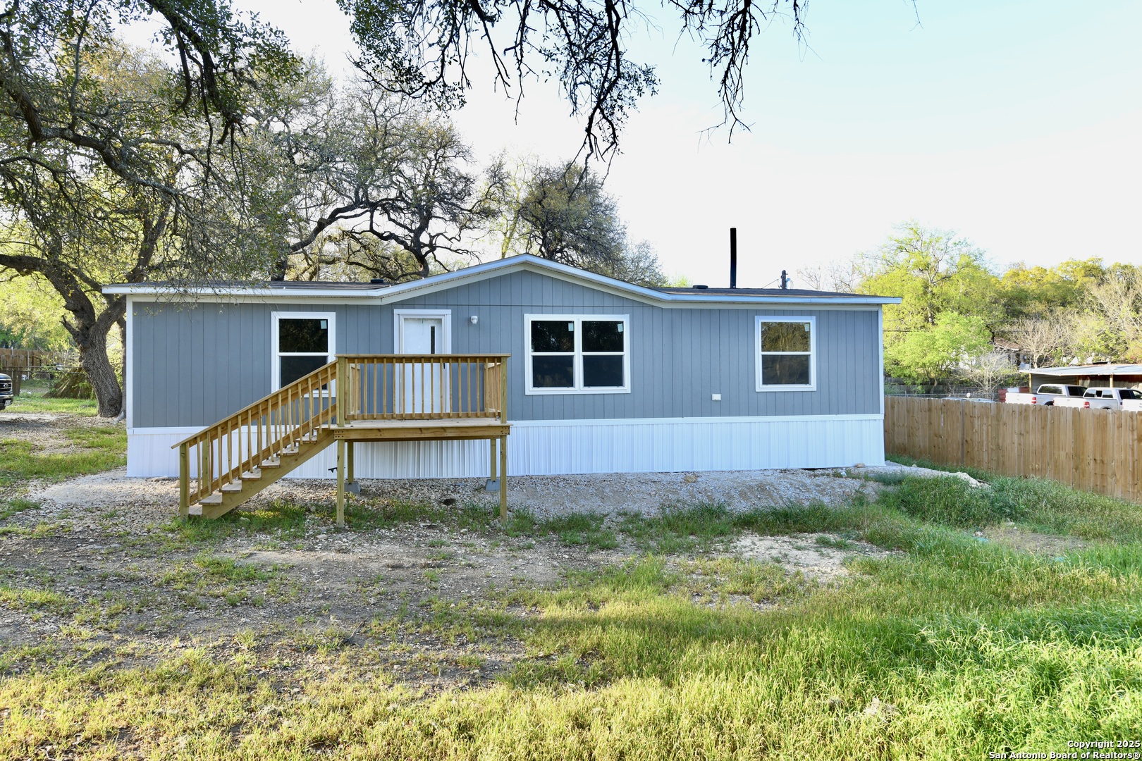 909 Pine Eagle Lane San Antonio TX 78260