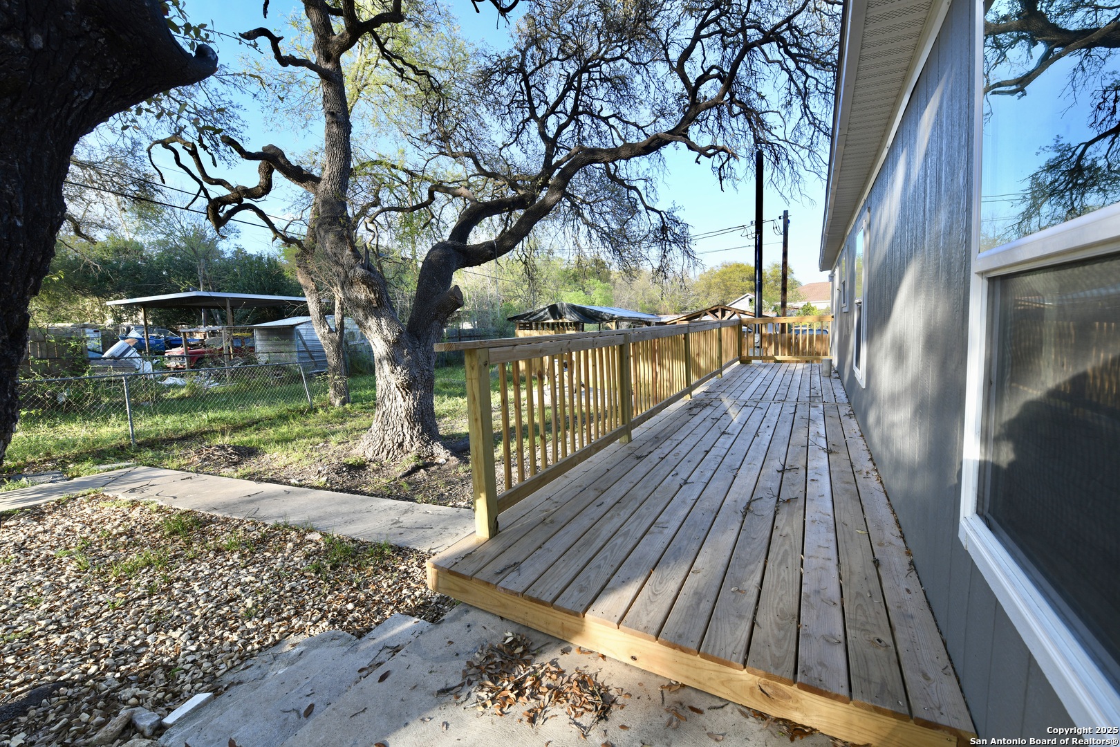 909 Pine Eagle Lane San Antonio TX 78260