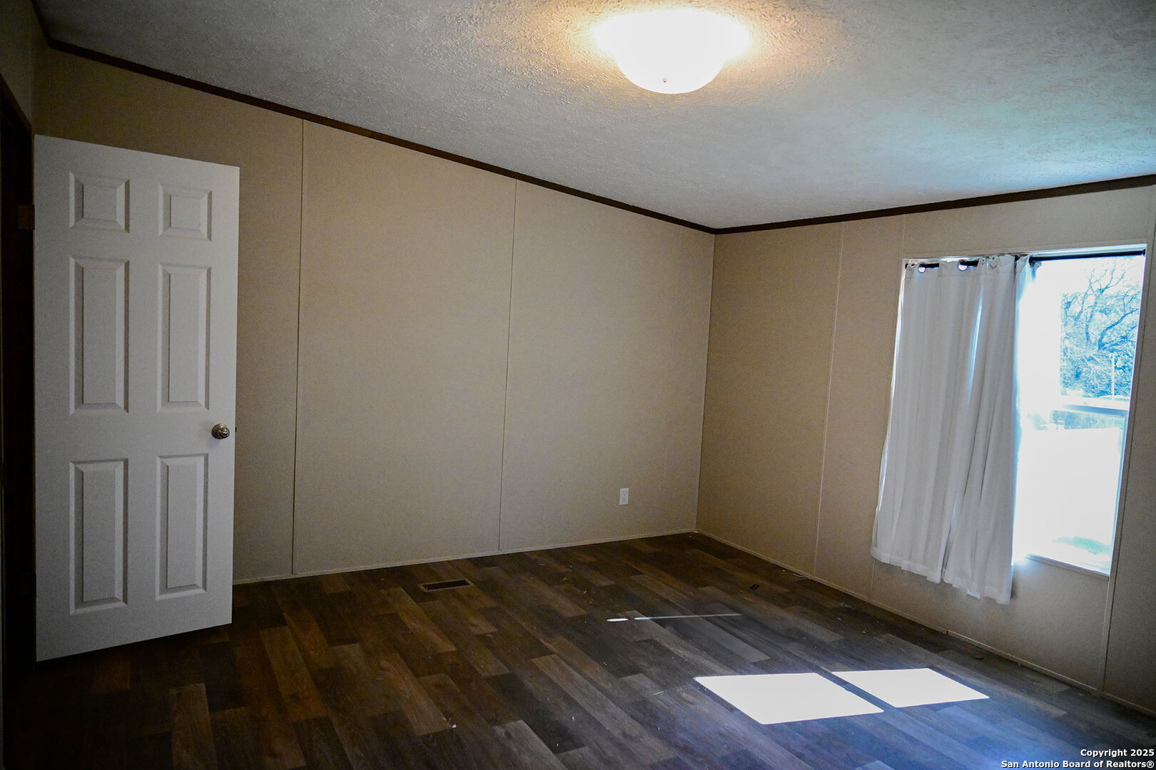 909 Pine Eagle Lane San Antonio TX 78260
