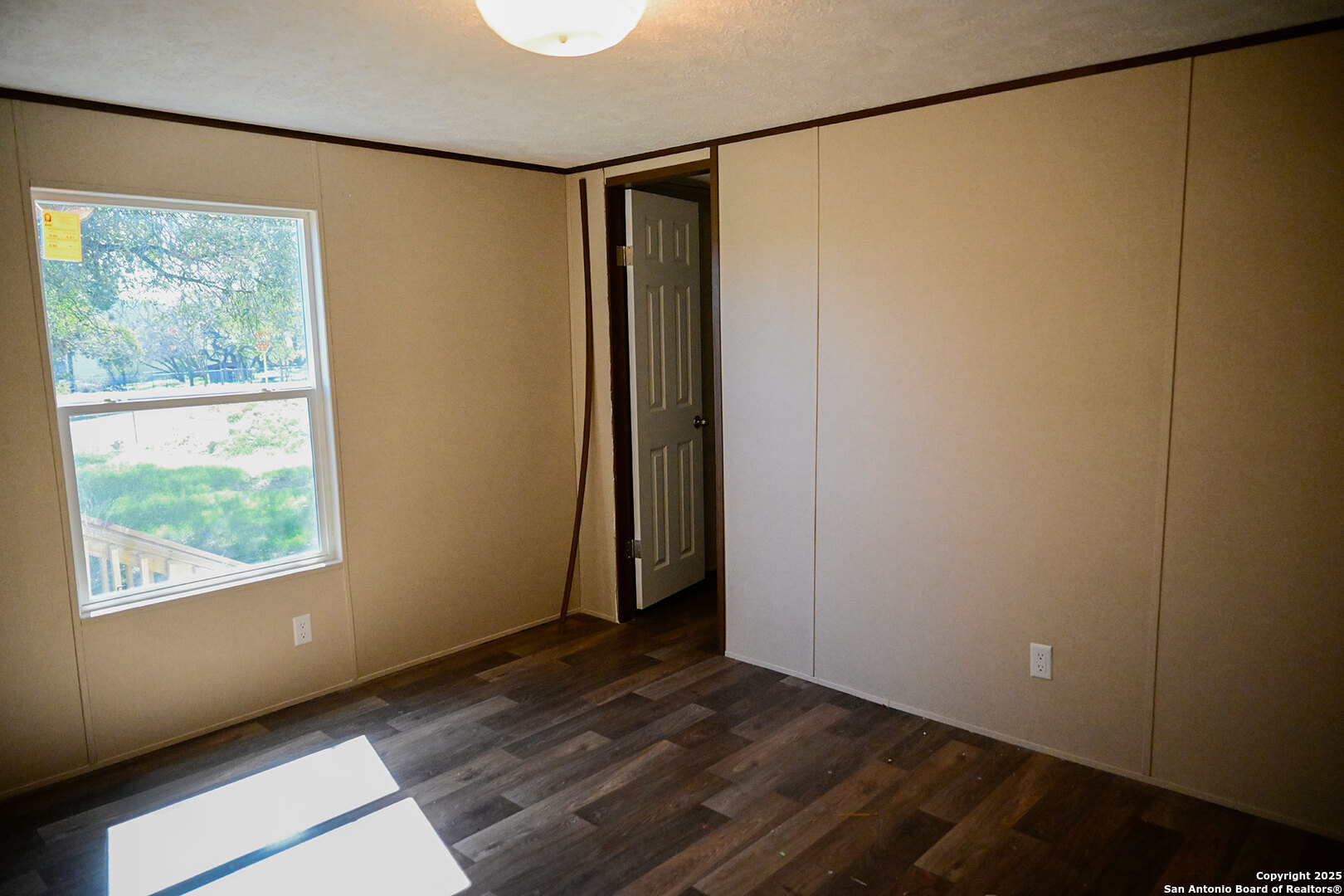 909 Pine Eagle Lane San Antonio TX 78260