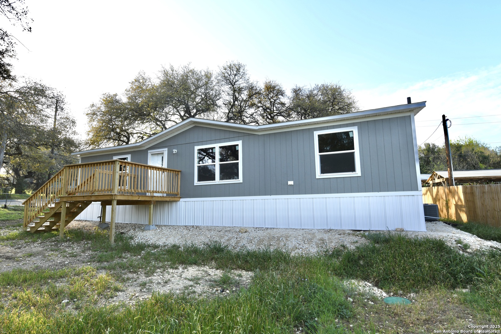 909 Pine Eagle Lane San Antonio TX 78260
