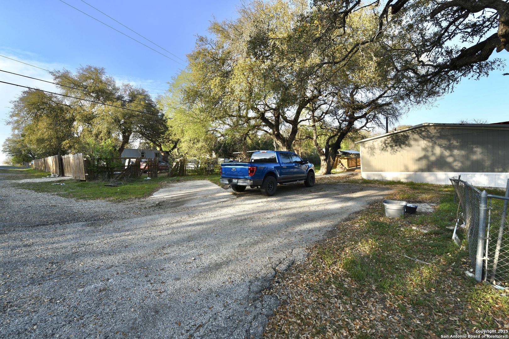 909 Pine Eagle Lane San Antonio TX 78260