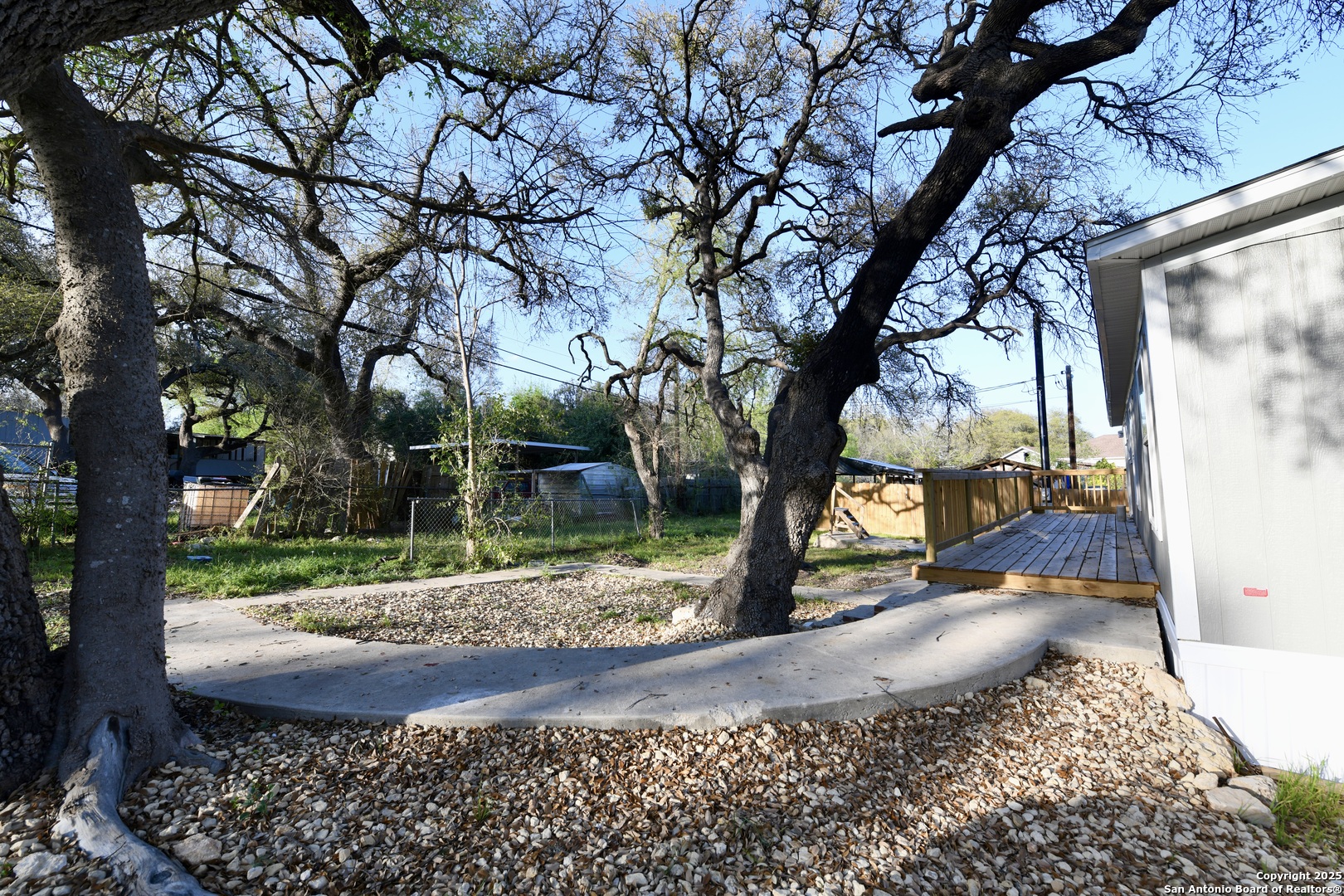 909 Pine Eagle Lane San Antonio TX 78260