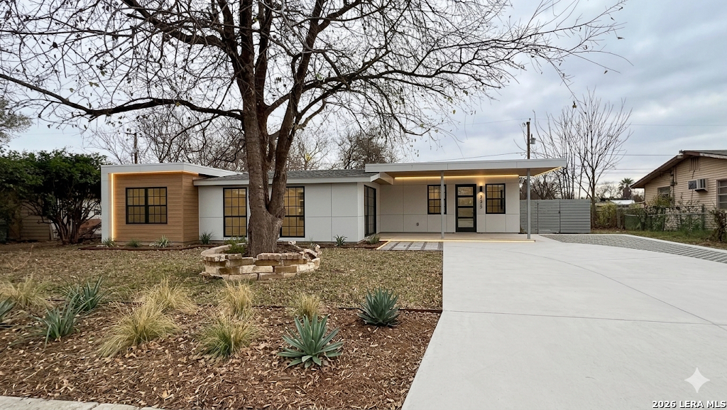 114 Lelani San Antonio TX 78242