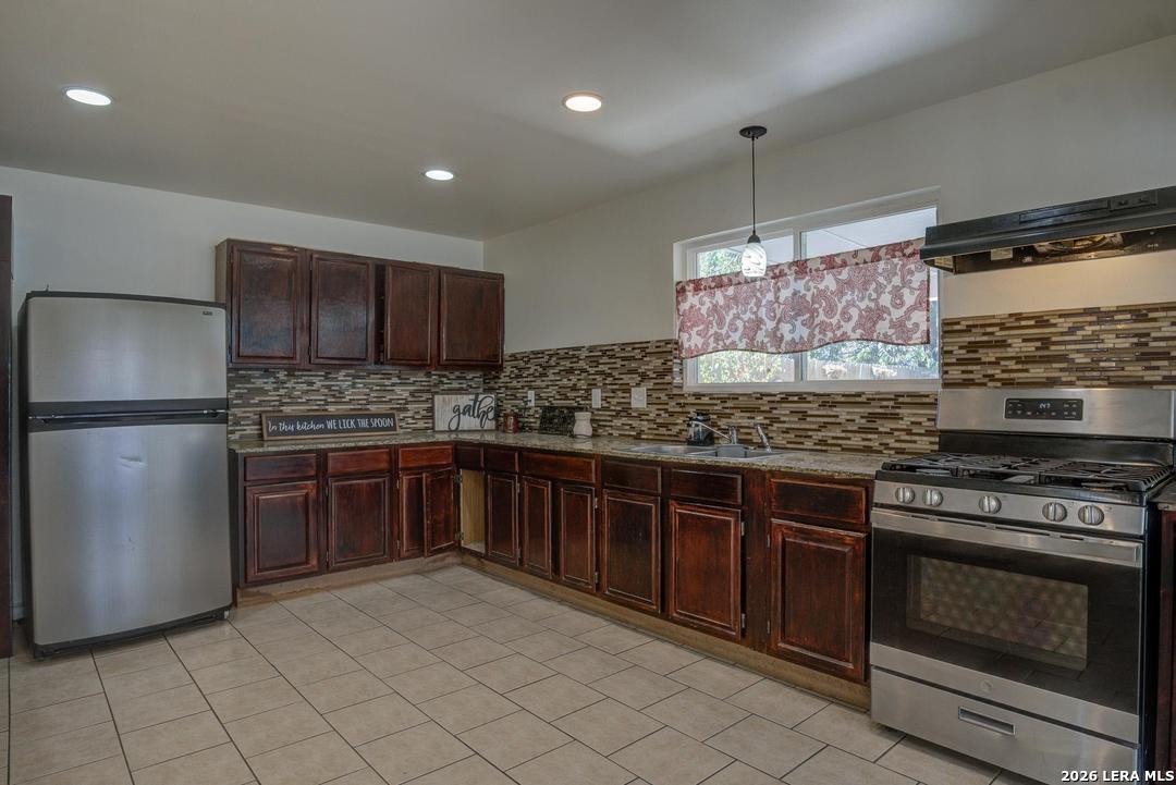 11355 Crescent Peak San Antonio TX 78245