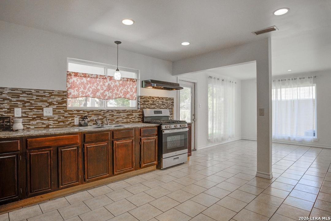 11355 Crescent Peak San Antonio TX 78245