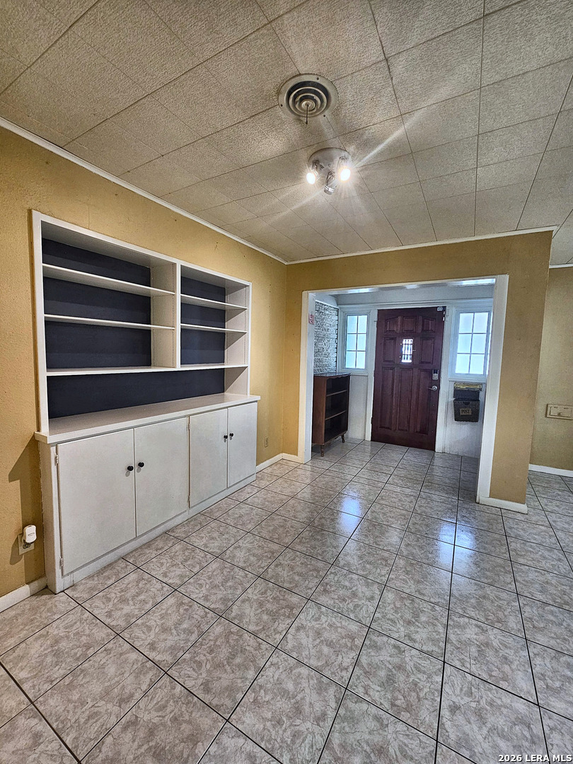 136 Rilla Vista Drive San Antonio TX 78216