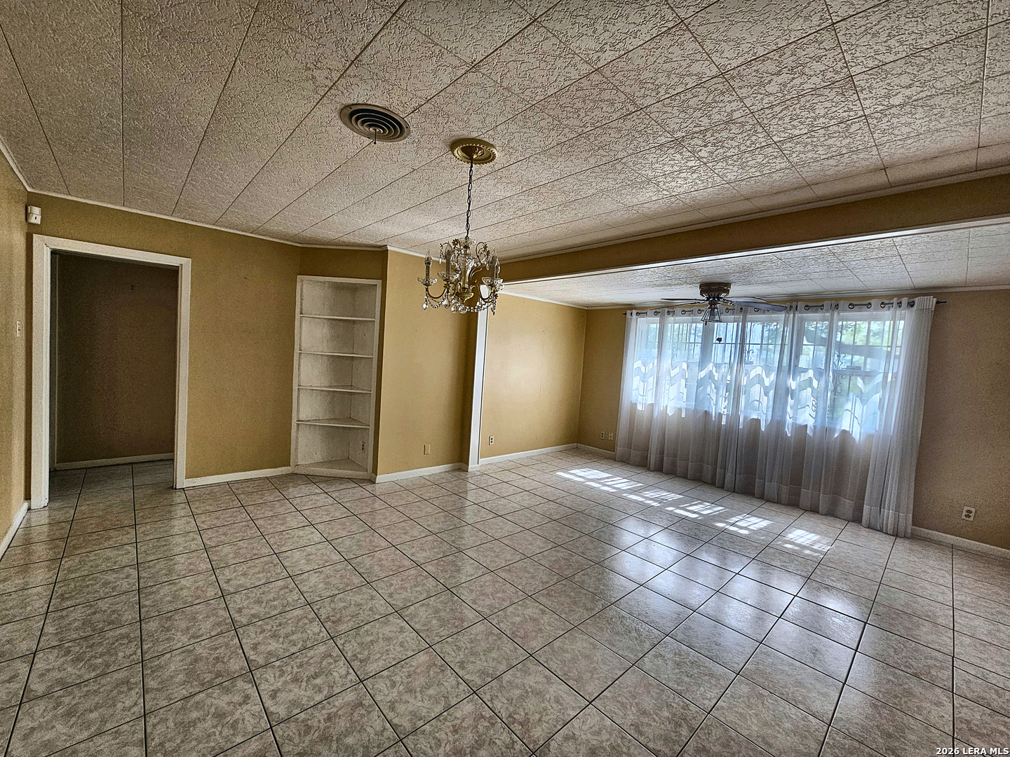 136 Rilla Vista Drive San Antonio TX 78216