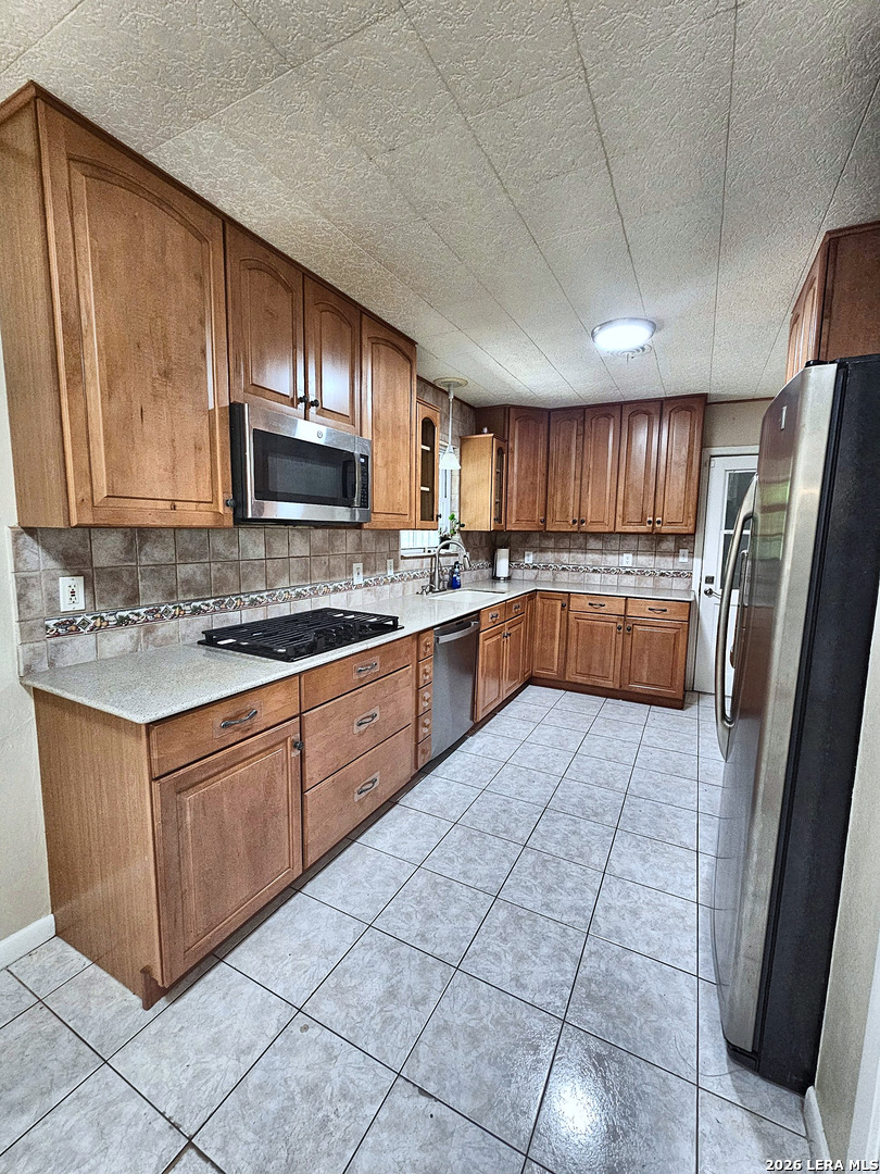 136 Rilla Vista Drive San Antonio TX 78216