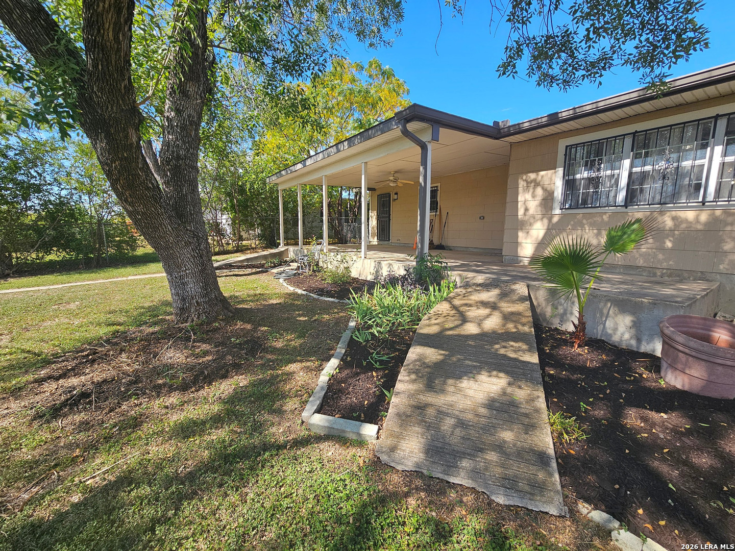 136 Rilla Vista Drive San Antonio TX 78216