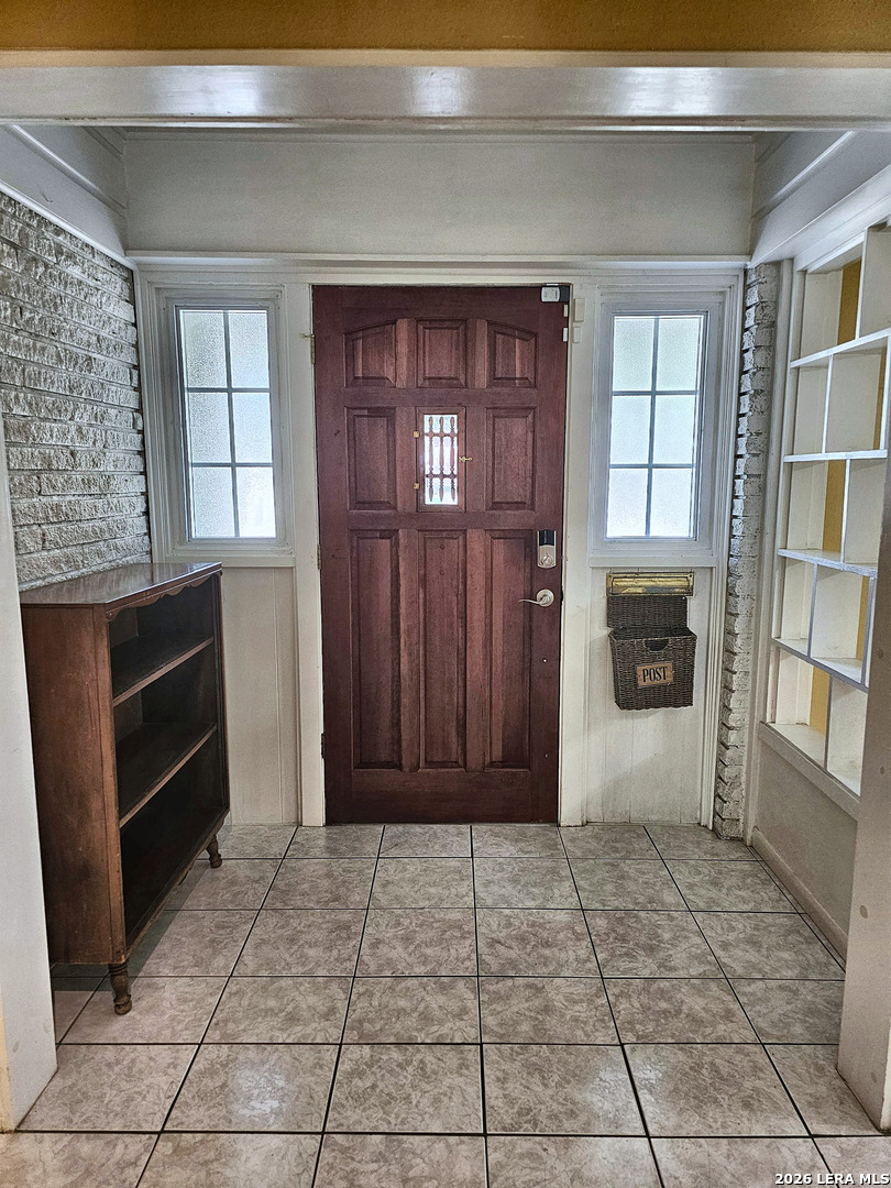 136 Rilla Vista Drive San Antonio TX 78216