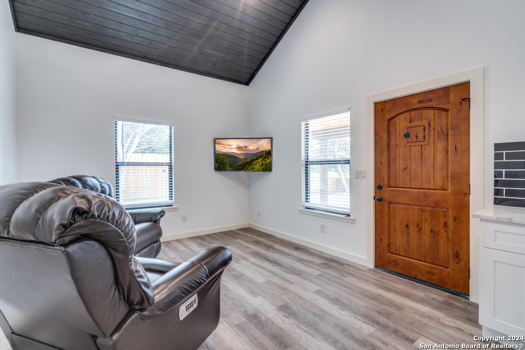 6401 Whartons Dock Bandera TX 78003