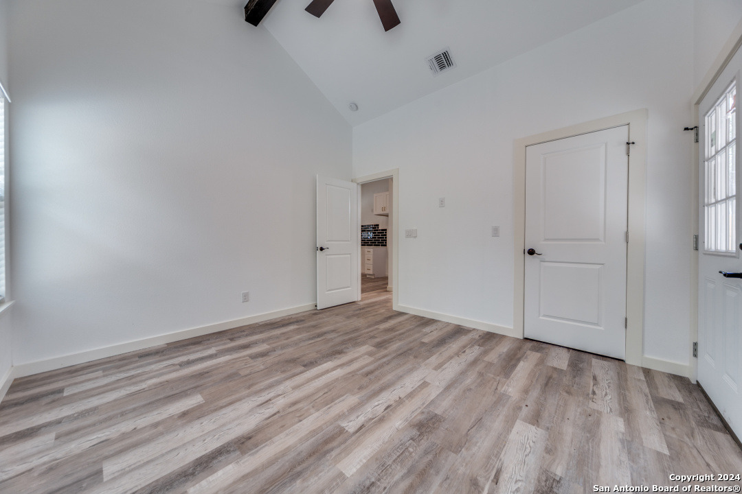 6401 Whartons Dock Bandera TX 78003