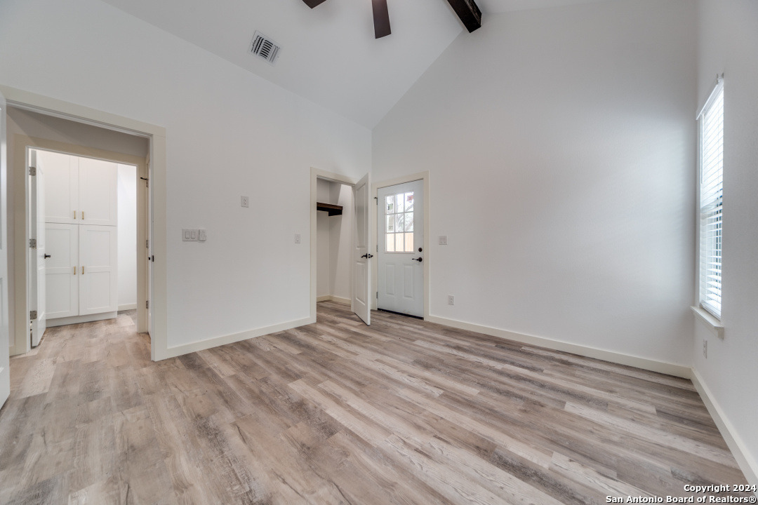 6401 Whartons Dock Bandera TX 78003