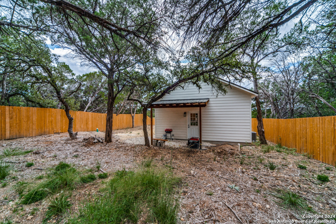 6401 Whartons Dock Bandera TX 78003