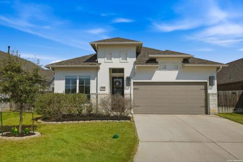1920 Highland Seguin TX 78155