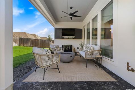 1920 Highland Seguin TX 78155