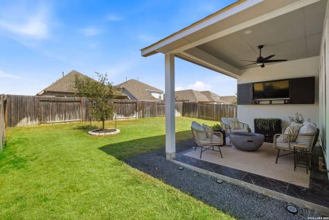 1920 Highland Seguin TX 78155