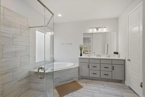 1920 Highland Seguin TX 78155