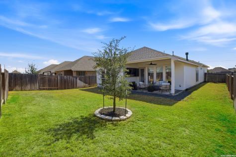 1920 Highland Seguin TX 78155
