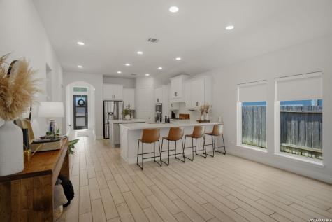 1920 Highland Seguin TX 78155