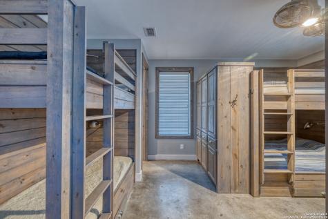 989 Mountain Valley Drive Concan TX 78838