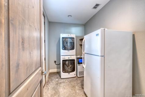 989 Mountain Valley Drive Concan TX 78838
