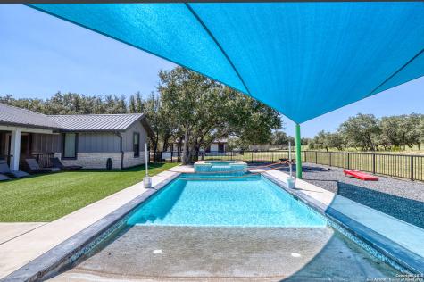 989 Mountain Valley Drive Concan TX 78838